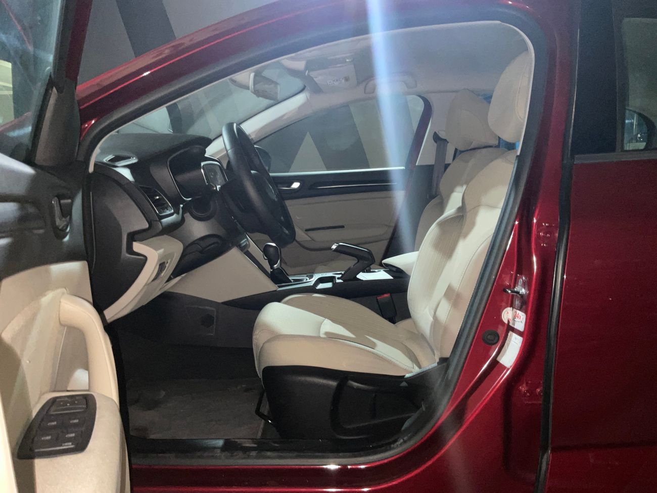 رينو ميجان SE | شامل الضمان | 0 ﺪﻔﻋﺓ ﺃﻮﻟﻯ