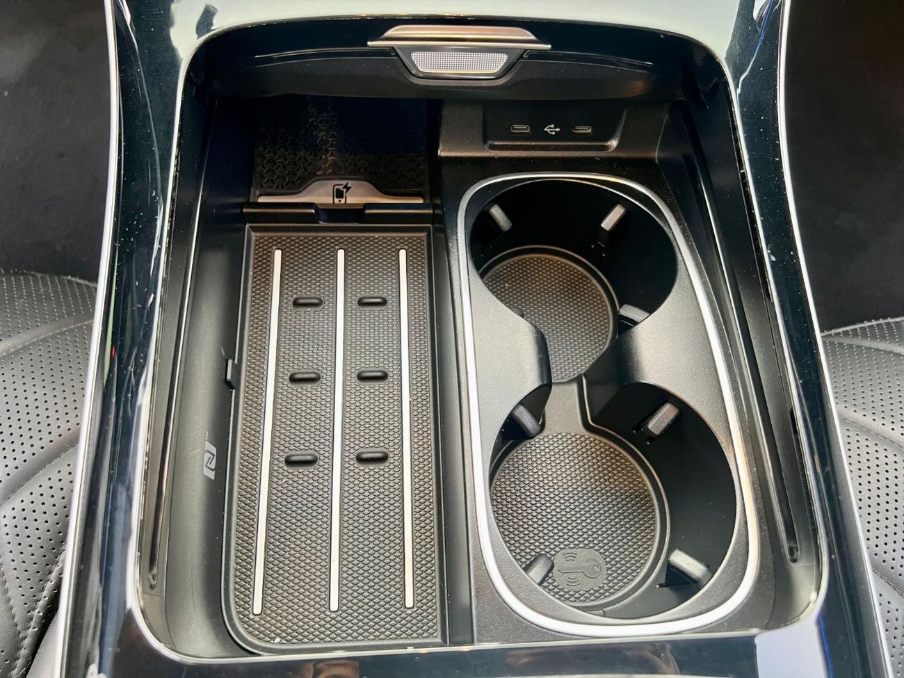 Mercedes-Benz S 580 4MATIC Exclusive 4.0L warranty one year bank financie available