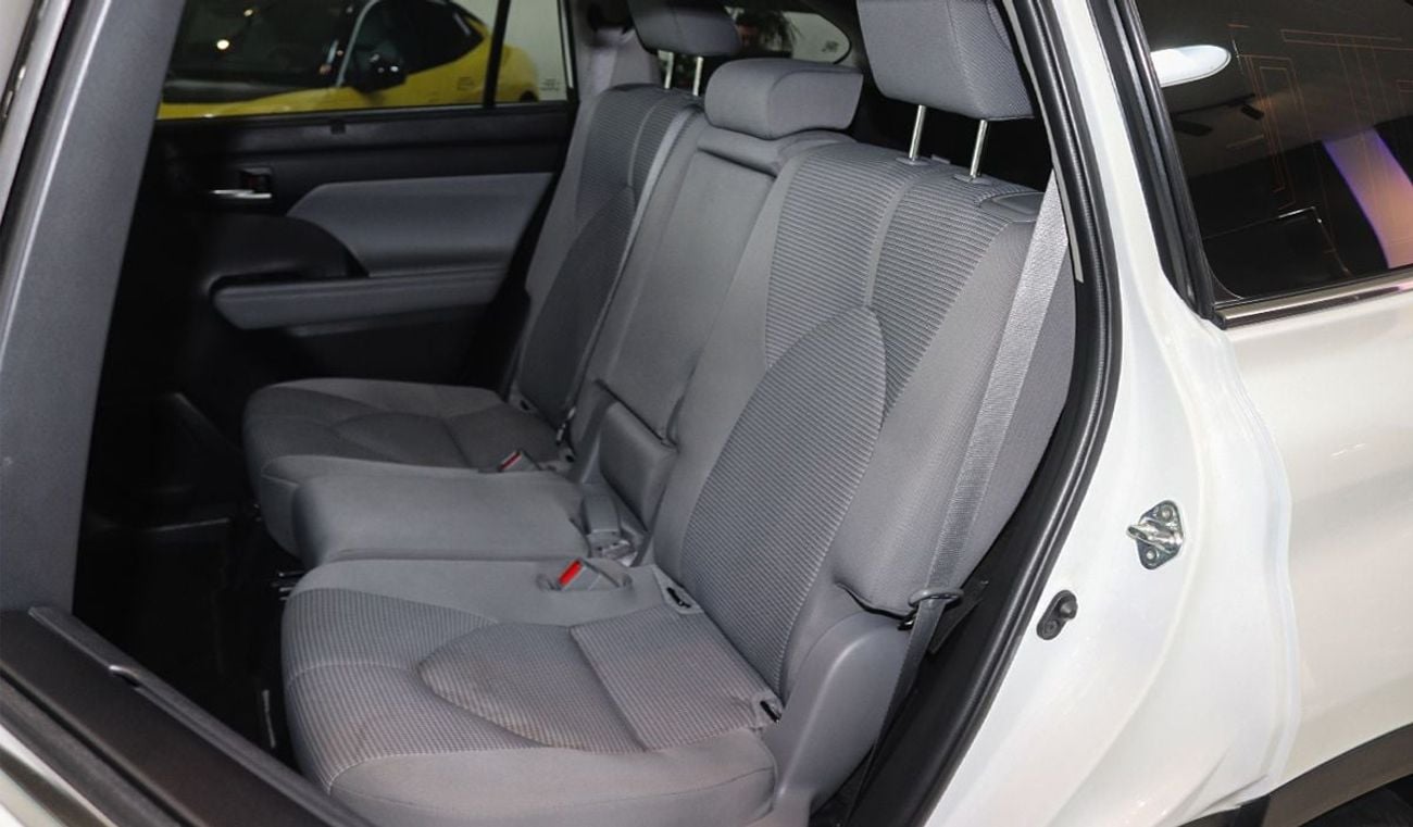 Toyota Highlander 2022 Model Toyota Highlander GLE, 2.5L Hybrid AWD A/T