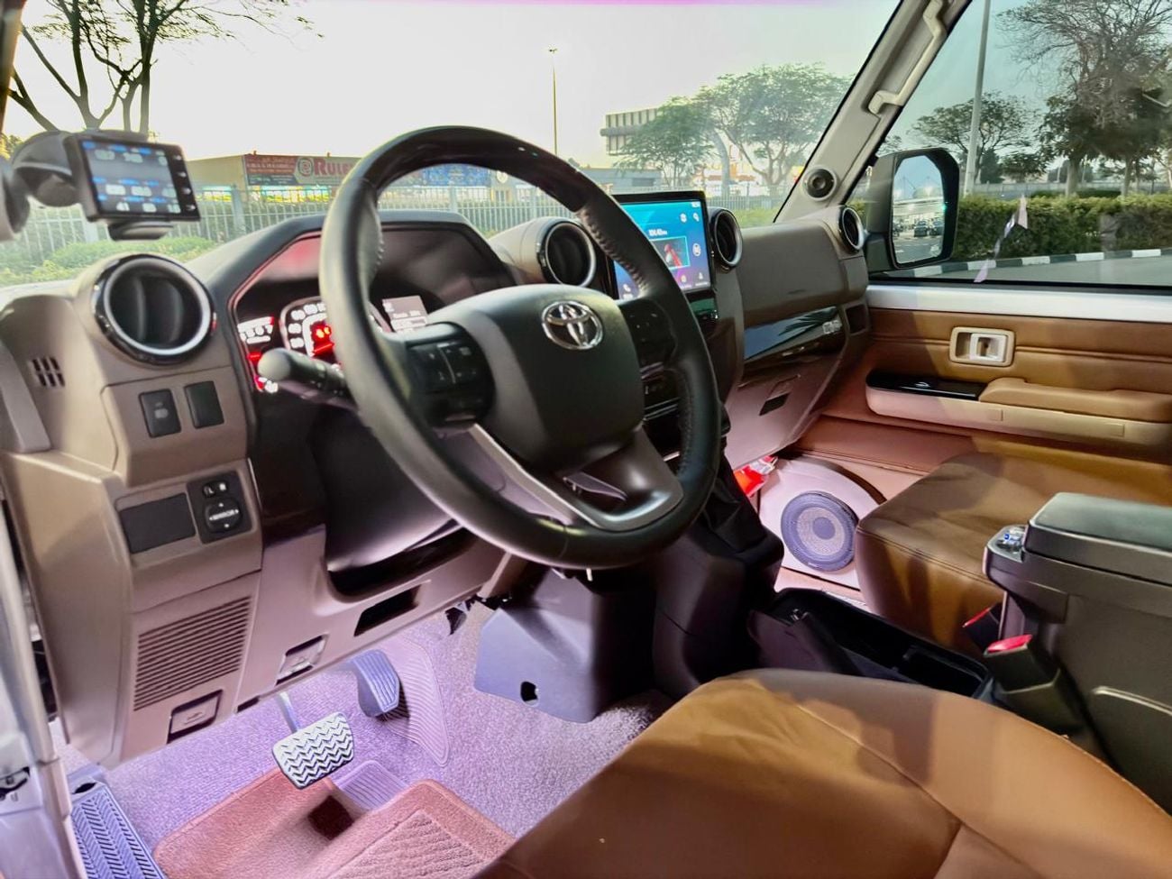 Toyota Land Cruiser 2025 Toyota Land Cruiser 70 LX - GCC Specs - Brand New! Under Warranty