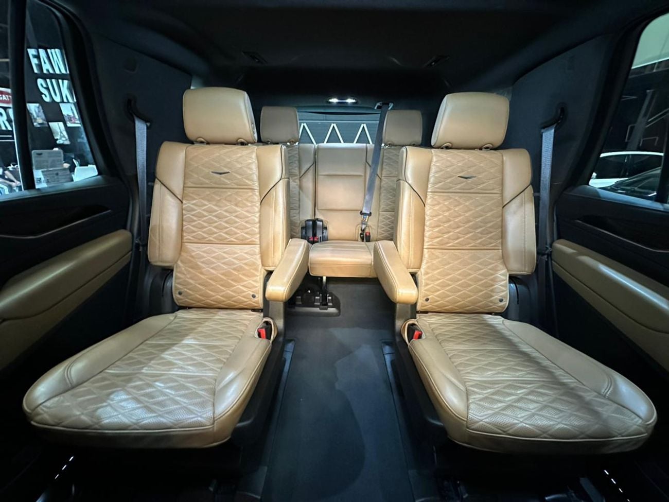 كاديلاك إسكالاد Sport Platinum 6.2L 4WD