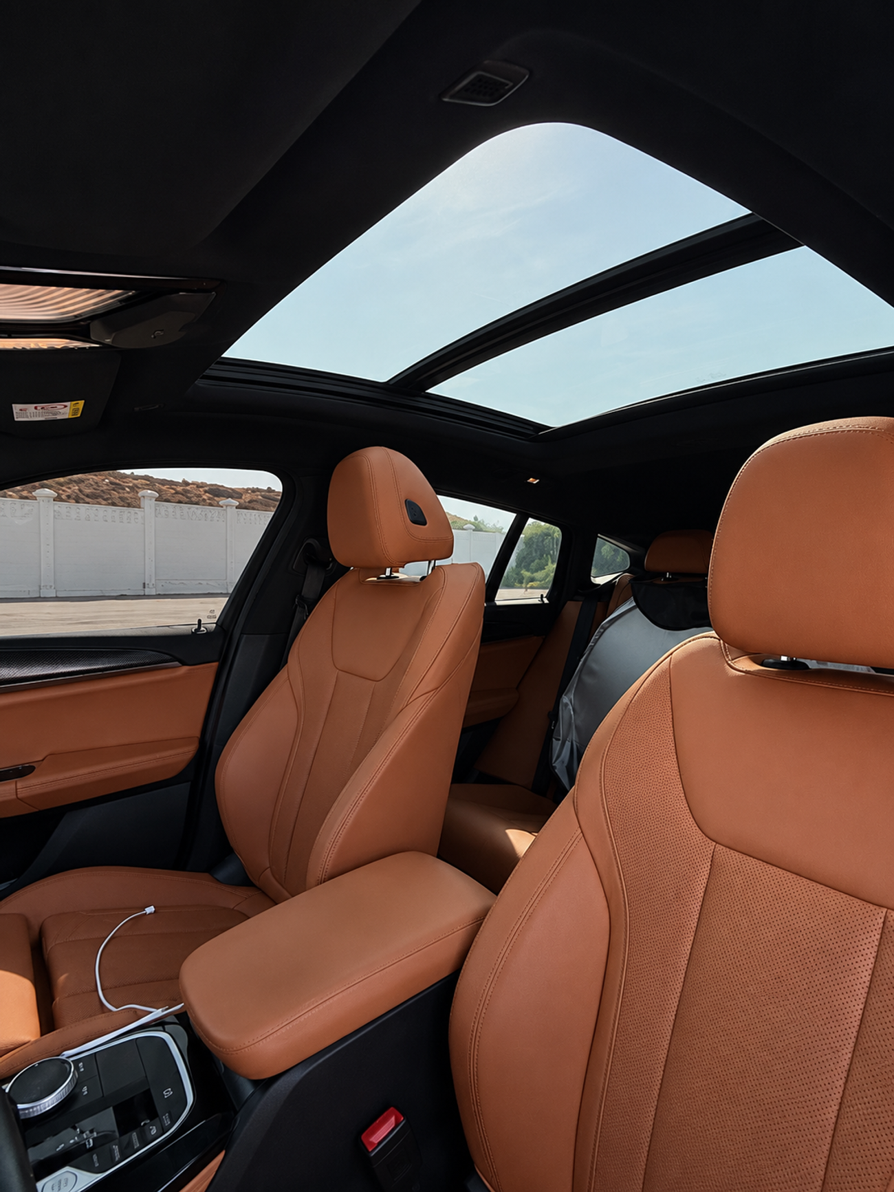 بي أم دبليو X4 XDRIVE30i LUXURY M SPORT PACKAGE