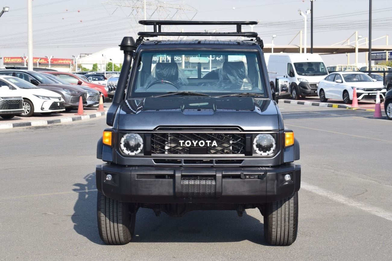 تويوتا لاند كروزر بيك آب Toyota landcruise pickup single cab 2011model Facelifted 2024 4.5 1 VD Diesel engine Colour Grey Tra