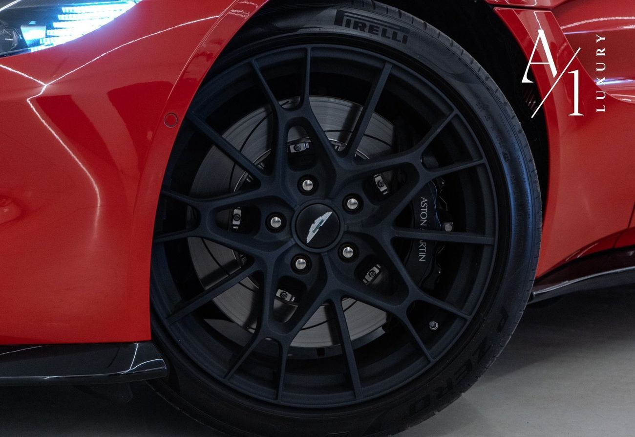 Aston Martin Vantage Std 4.0L 2022 Aston Martin Vantage, With Warranty  Service Contract, Fully Loaded, GCC Spec