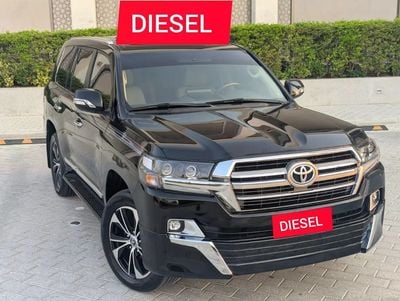 Toyota Land Cruiser GXR GCC Specs Diesel  V8 4.5L Top Full Option Excellent Condition