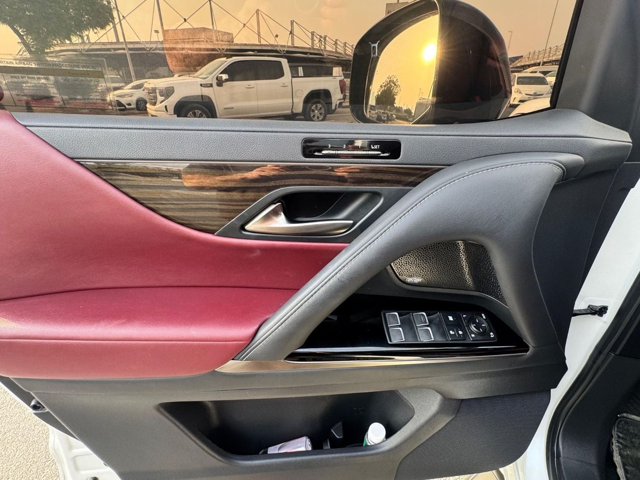 Lexus LX600 SIGNATURE