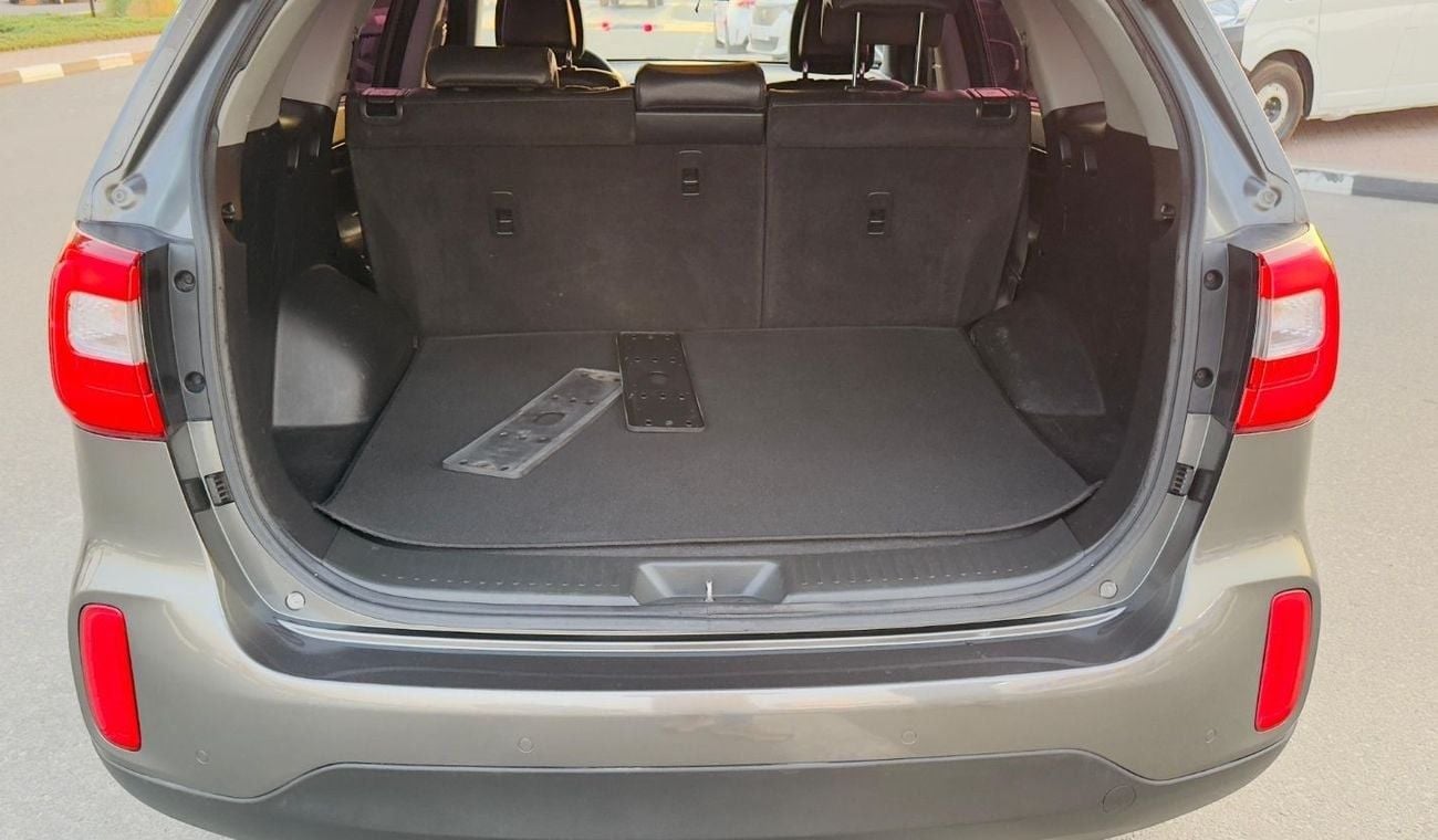 كيا سورينتو GOOD CONDITION | LHD | 2013 | 2.2L DIESEL ENGINE | REAR VIEW CAMERA | ELECTRIC SEAT