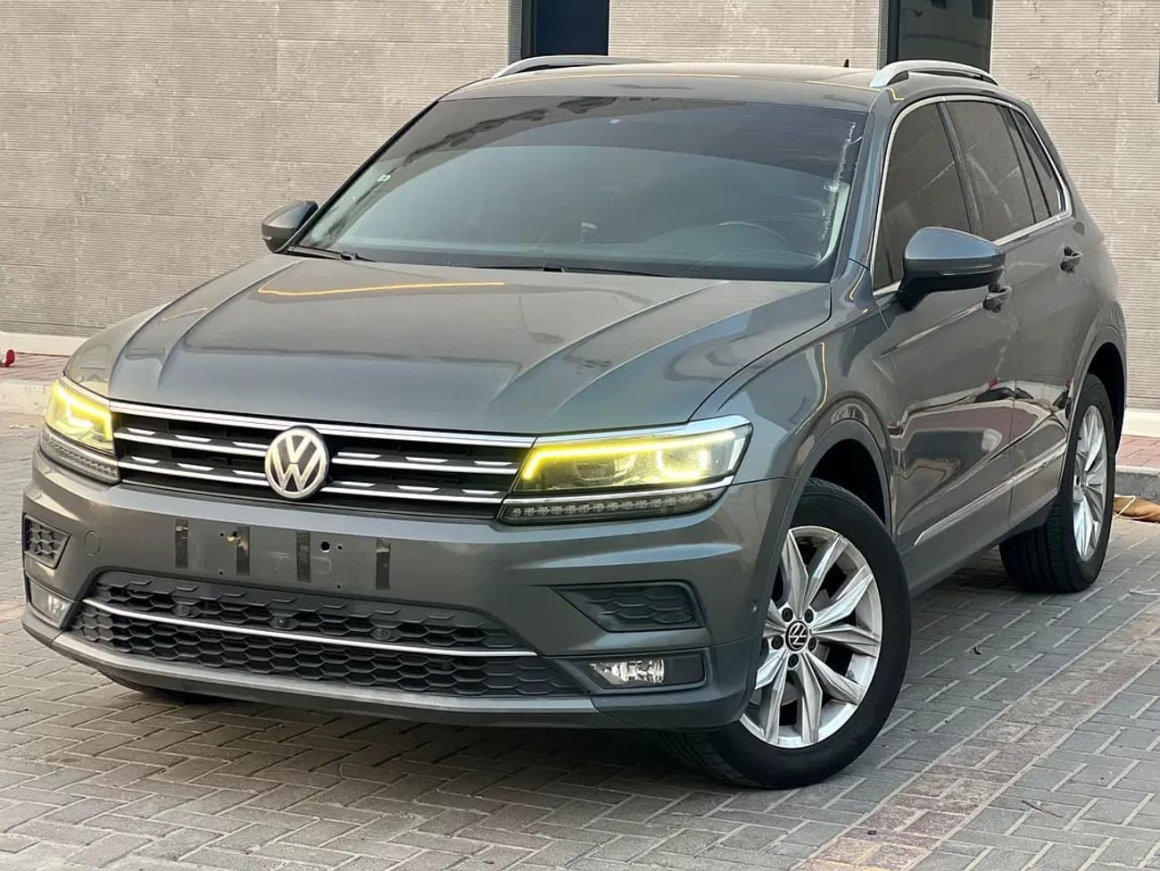 Volkswagen Tiguan SEL 800 P.M | SEL GCC Specs