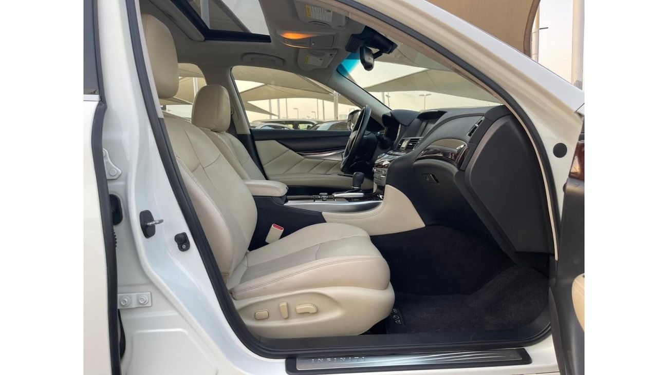 إنفينيتي Q70 لاكجري