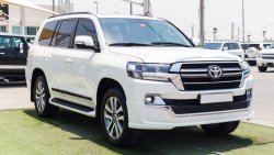 Toyota Land Cruiser VXR 5.7 V8