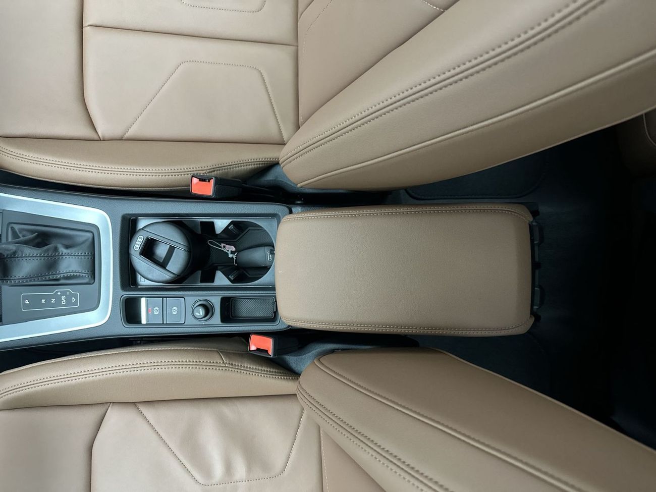 أودي Q3 40 TFSI quattro 2.0L Sportback (Ref# 50433)