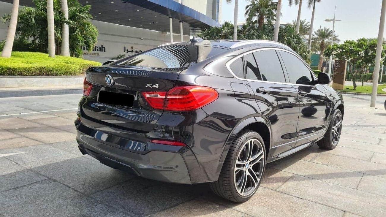بي أم دبليو X4