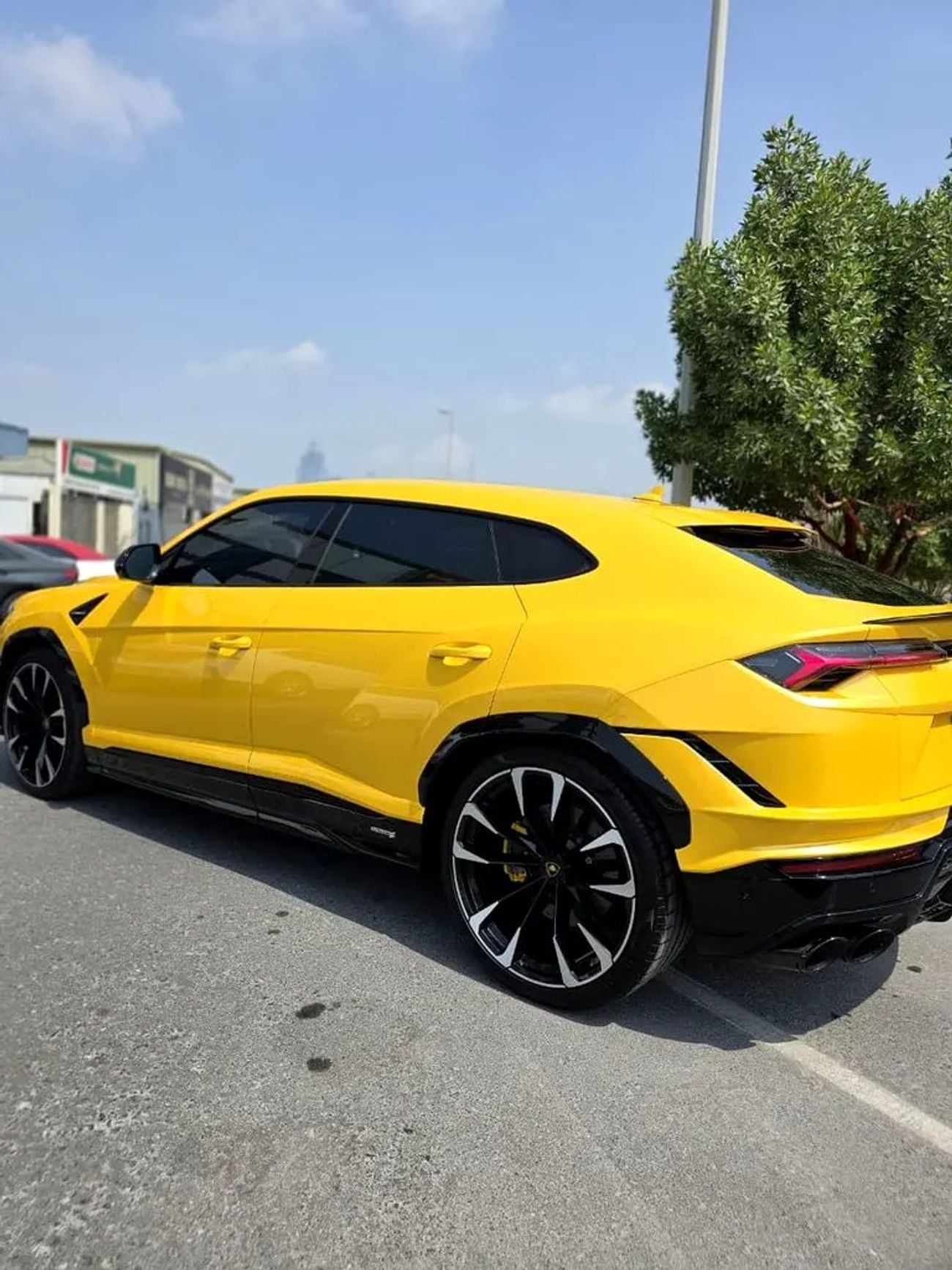 لامبورغيني اوروس 4.0T V8 Performante