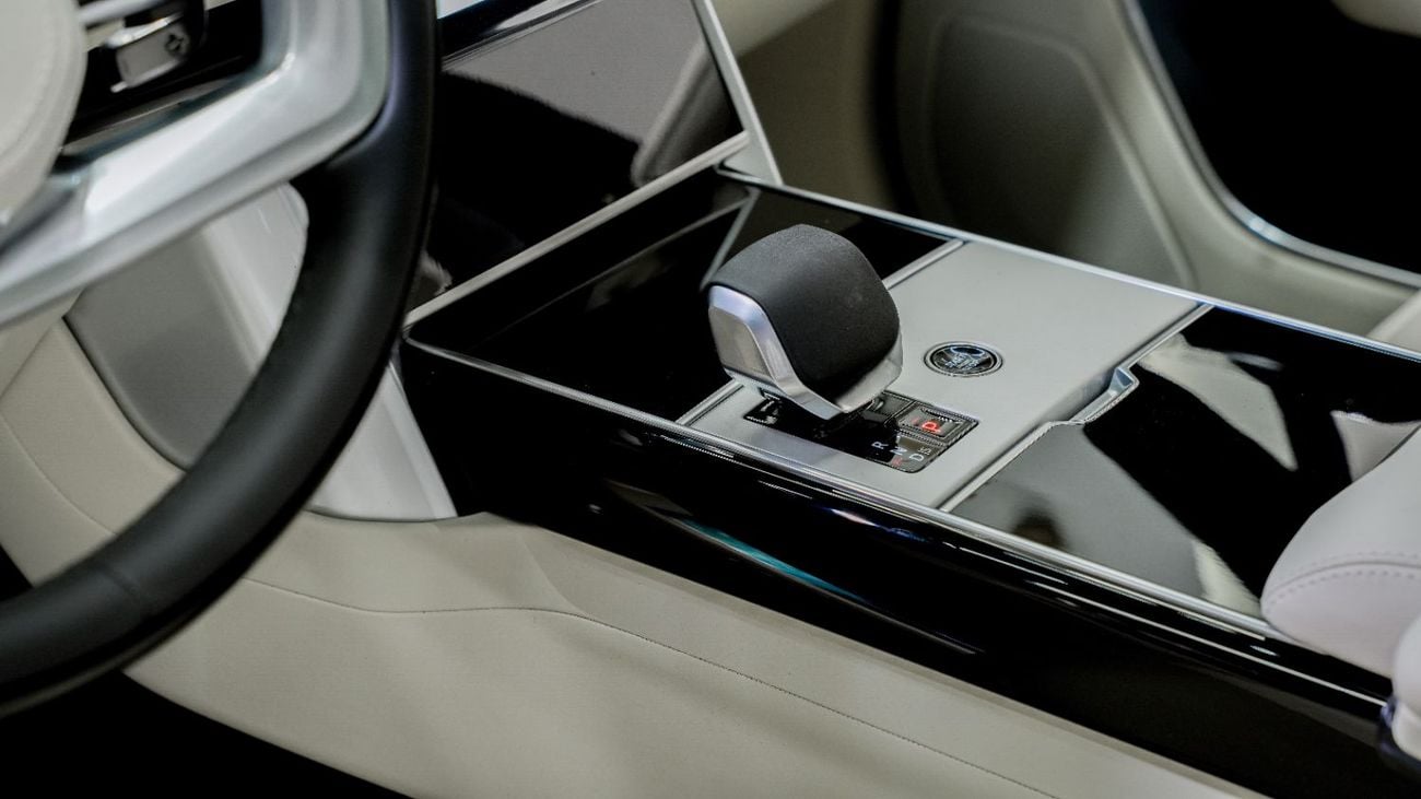 لاند روفر ديفندر 2026 | HSE P400 | BRAND NEW | RANGE ROVER | W/ WARRANTY | FOR EXPORT | GCC SPECS | FULL OPTION