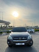 Toyota RAV4 Limited 2.5L