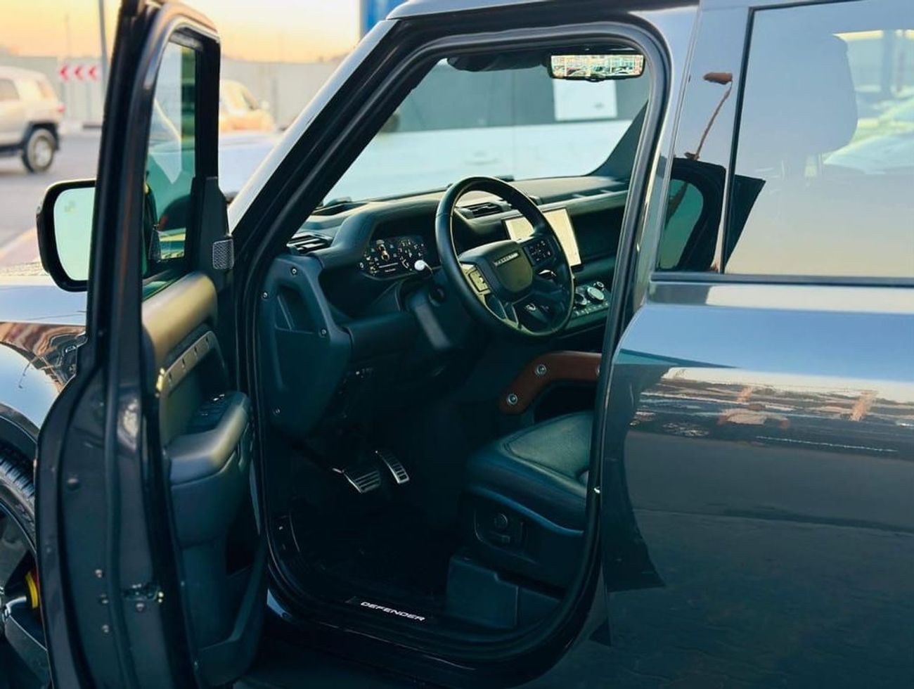 لاند روفر ديفندر 110 X P400 3.0L | Monthly AED 5950/- | 0% DP | Blindspot | Leather Interior | # 92966