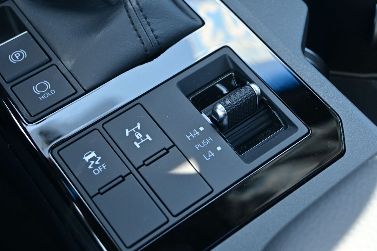 Toyota Prado Toyota Land Cruiser Prado All Rounder, Omani 2.4L Turbo, 4WD, Model 2025