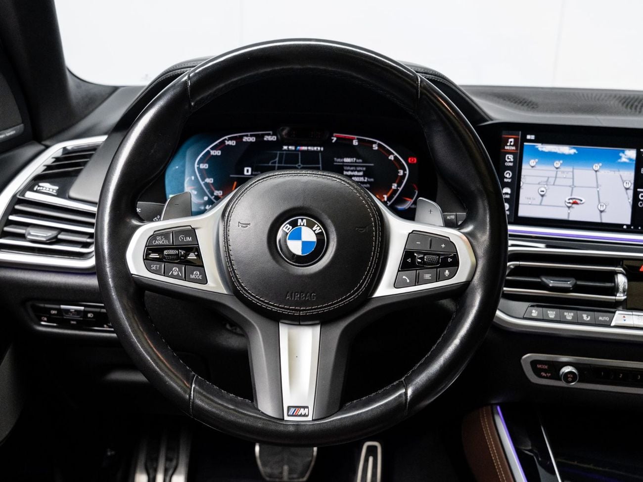 بي أم دبليو X5 XDRIVE M50I BUY NOW, PAY 2027 | THE BLACKLINE STANDARD | 2027 BMW Warranty + Service Contract, GCC