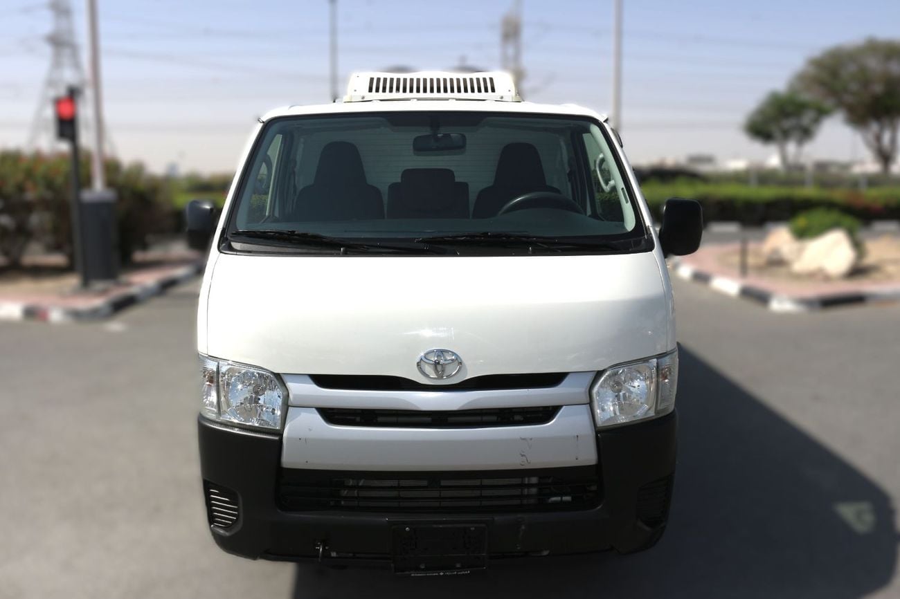 تويوتا هاياس GL -Standard Roof  Panal Van 2.7L