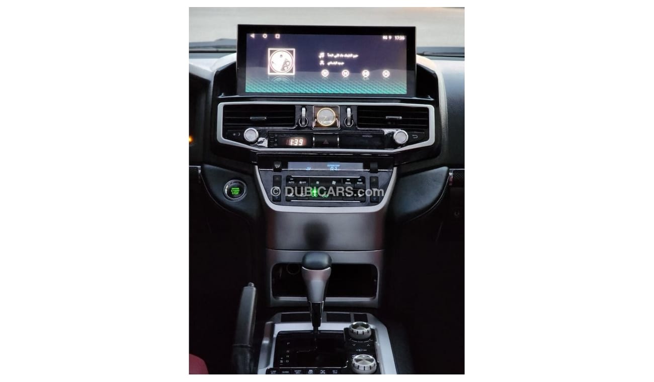 Toyota Land Cruiser GX.R V8 facelifted GR 2023