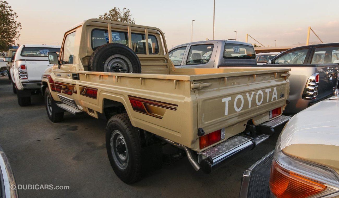 Toyota Land Cruiser Pick Up