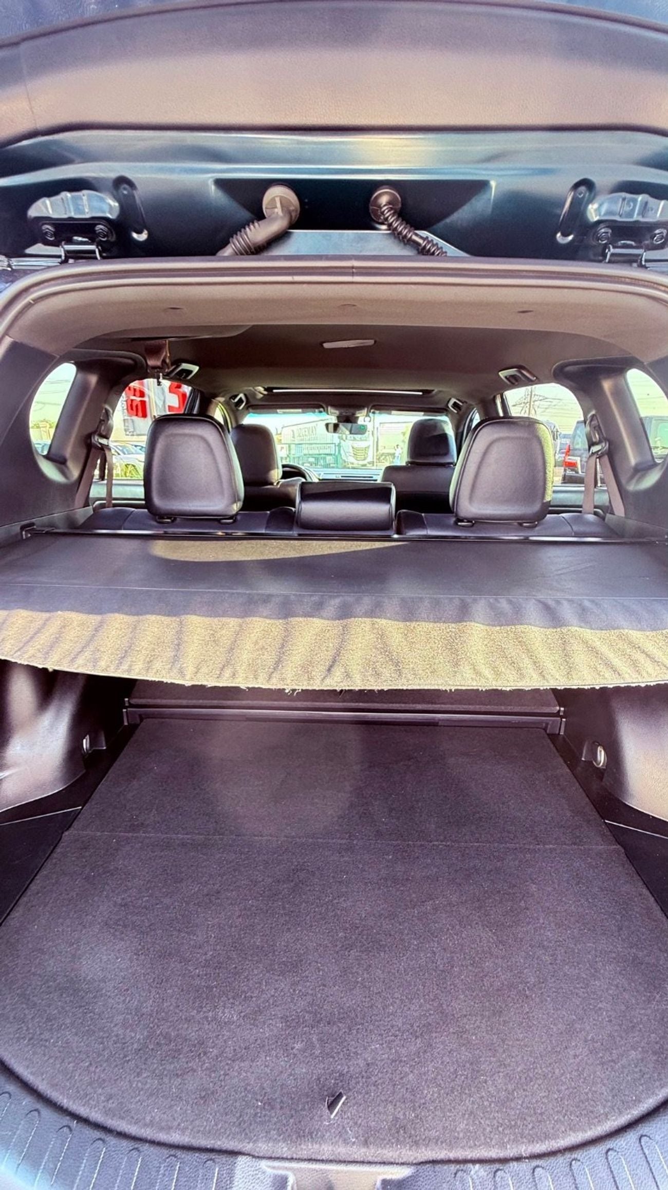 Toyota RAV4 RAV4 SE Hybrid Full option