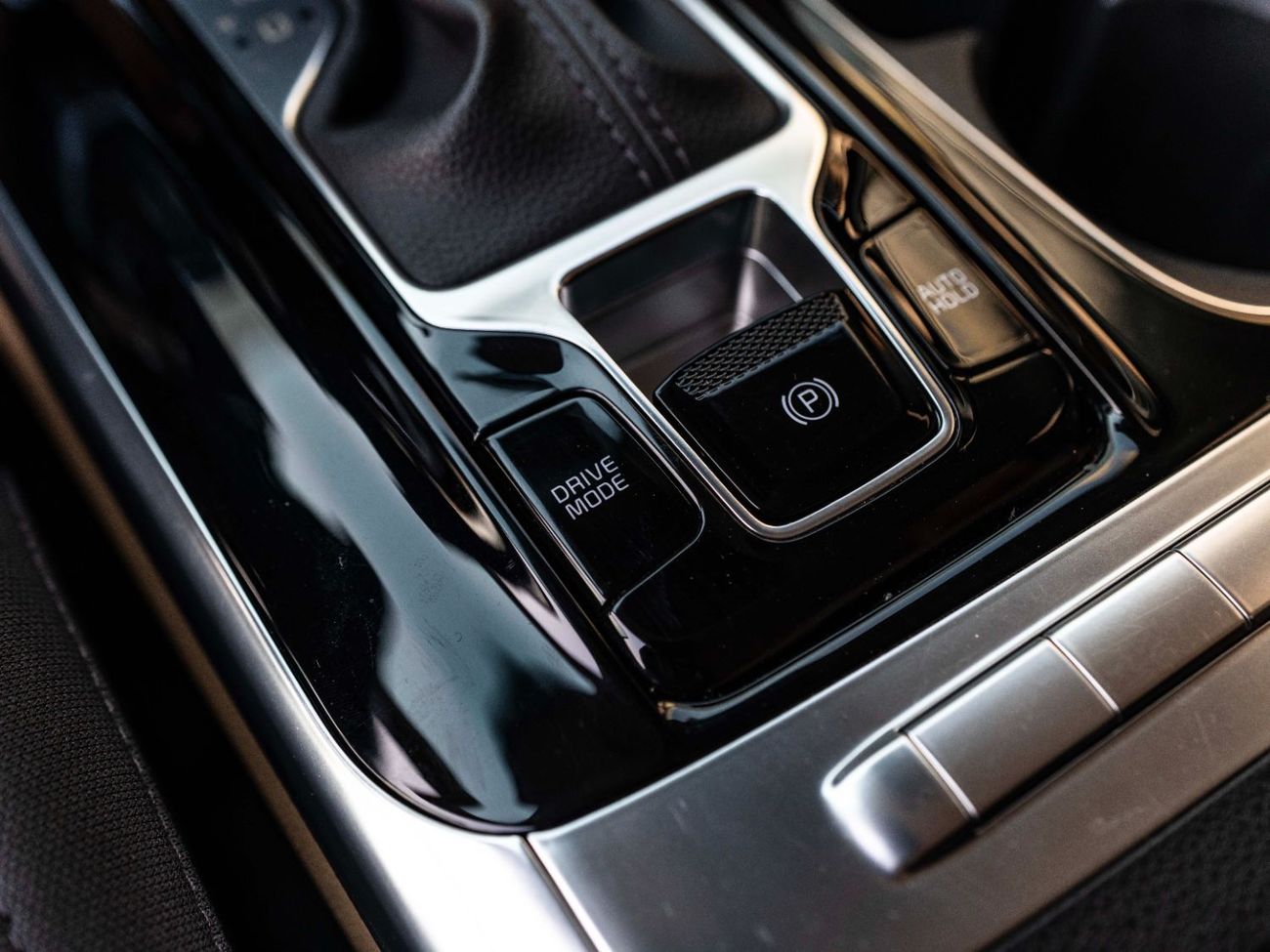 كيا كارنيفال LX