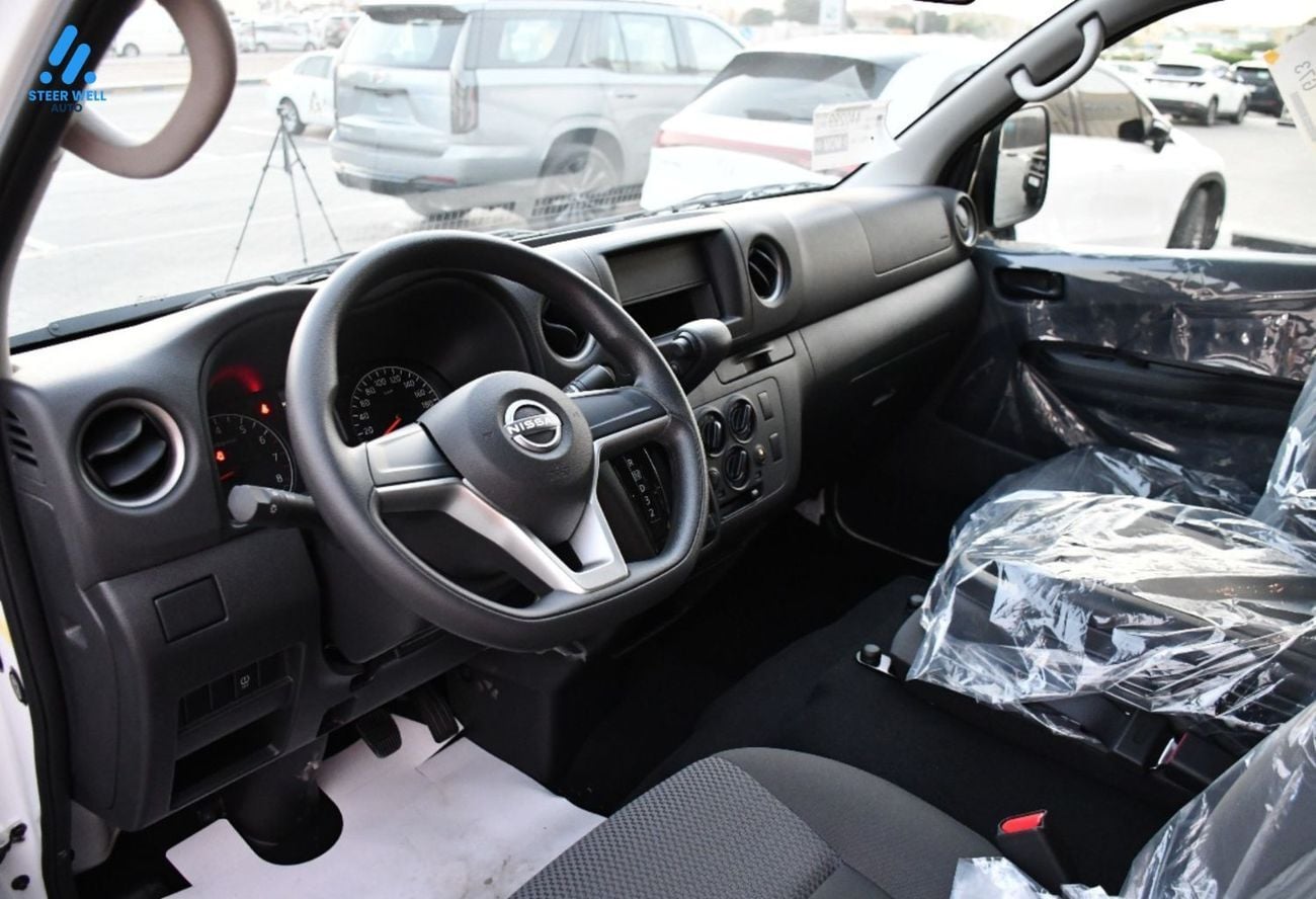 Nissan Urvan HIGH ROOF WIDE BODY 3-Seater Automatic (4-Door) NV350 Highroof Delivery Van GCC  White Automatic