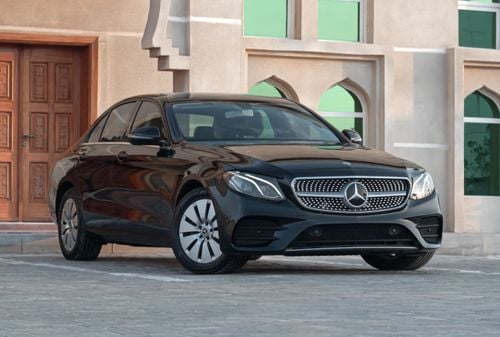 مرسيدس بنز E300 GCC CAR MODEL 2020
