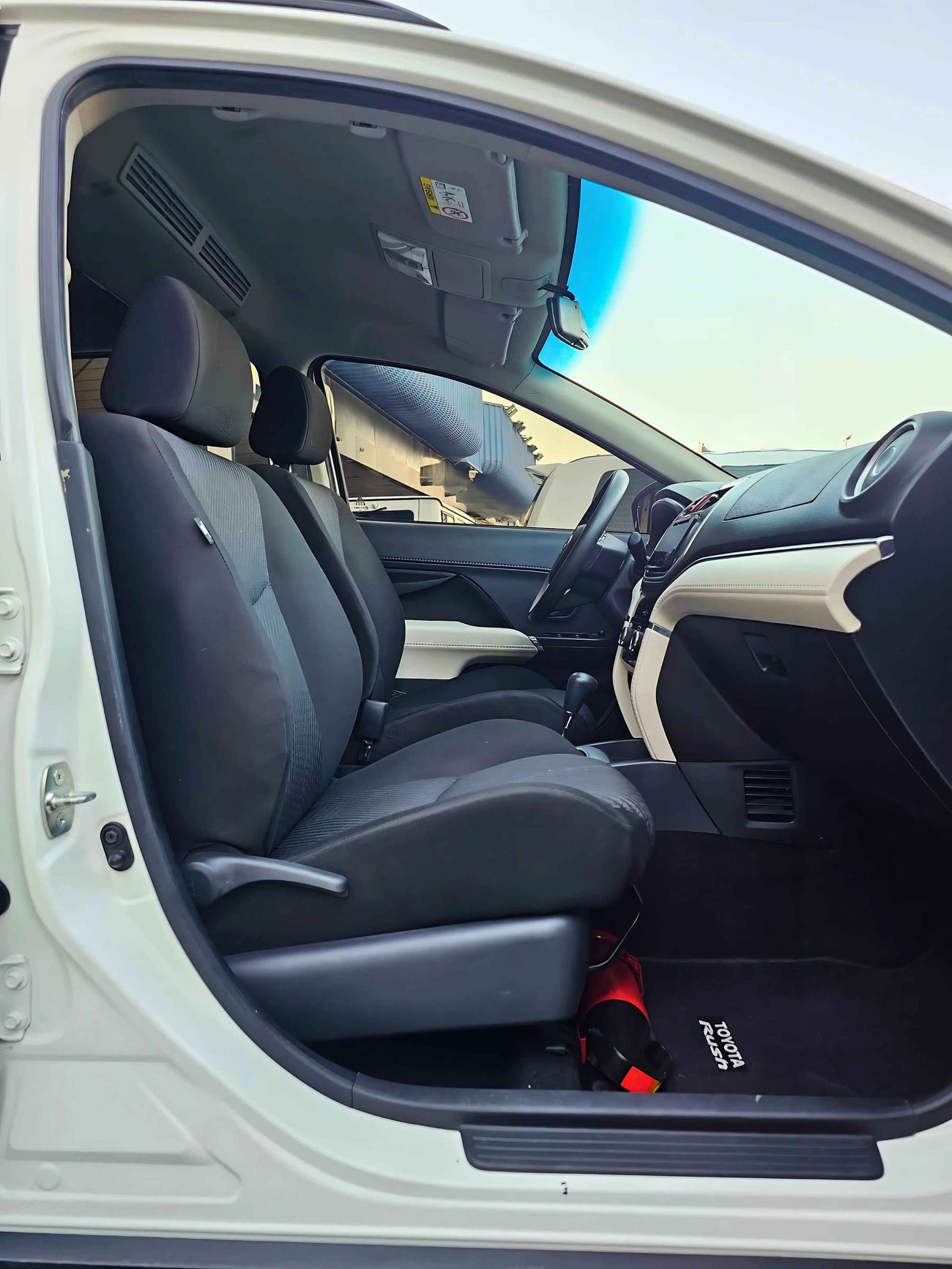 تويوتا راش / 1.5L V4 / 7 SEATER / GCC / EXPORT ONLY / LOT#51343