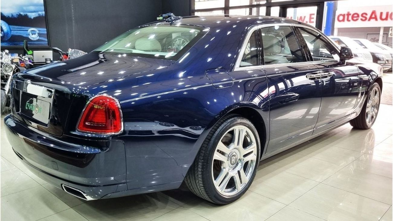 Rolls Royce Ghost Std SPECIAL OFFER RR GHOST 2016 GCC IN PERFECT CONDITION FULL SERVICE HISTORY FOR 520K AED