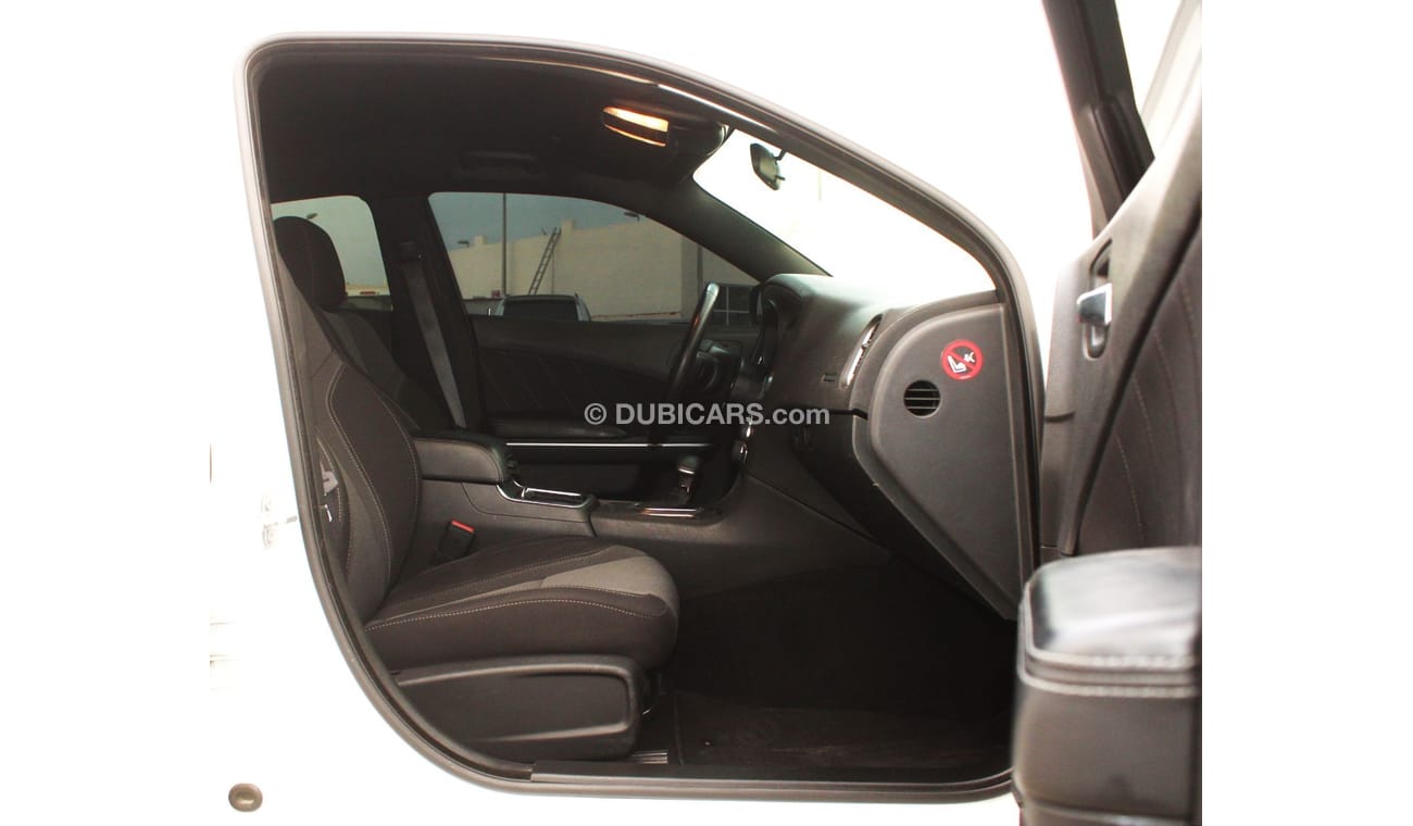 دودج تشارجر 3.6L SXT (متوسط) دودج تشارجر 2019 الفئة 2 خليجي بحالة ممتازة