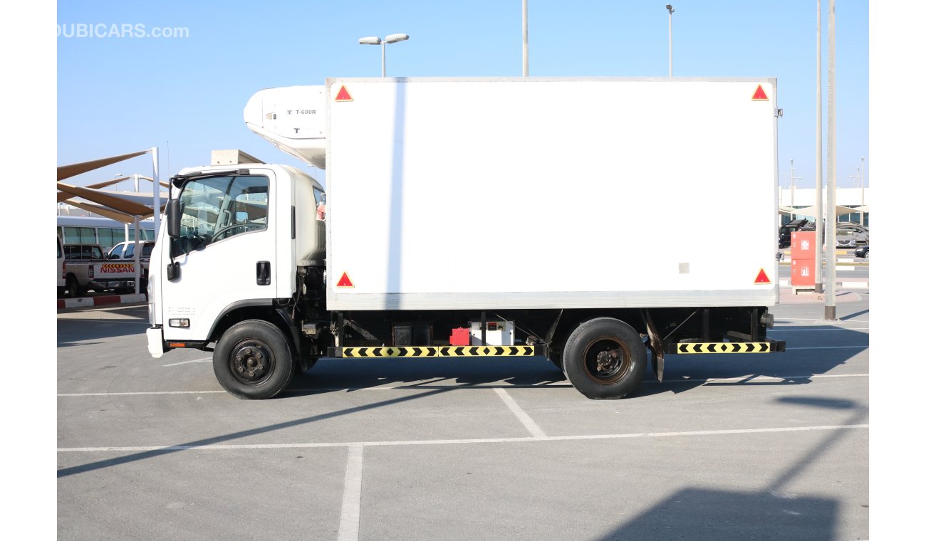 إيسوزو NPR 3.5 TON PICKUP WITH THERMOKING T 600R FREEZER