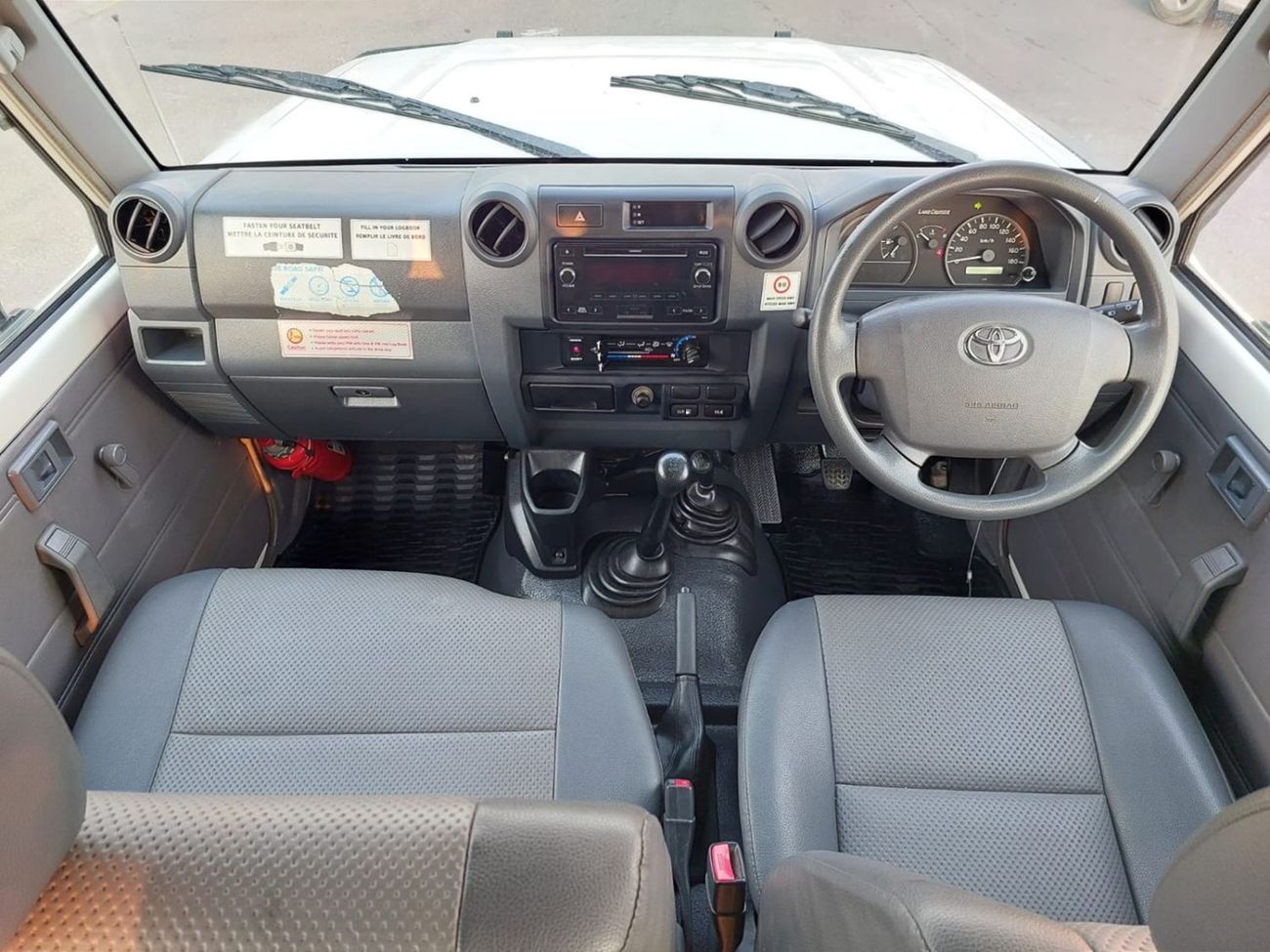 Toyota Land Cruiser TOYOTA LAND CRUISER SUV RHD 2017 MODEL 4.2 L DIESEL MANUAL(PM89627)