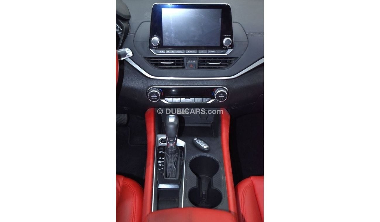 نيسان ألتيما EXCELLENT DEAL for our Nissan Altima SV ( 2020 Model ) in White Color GCC Specs