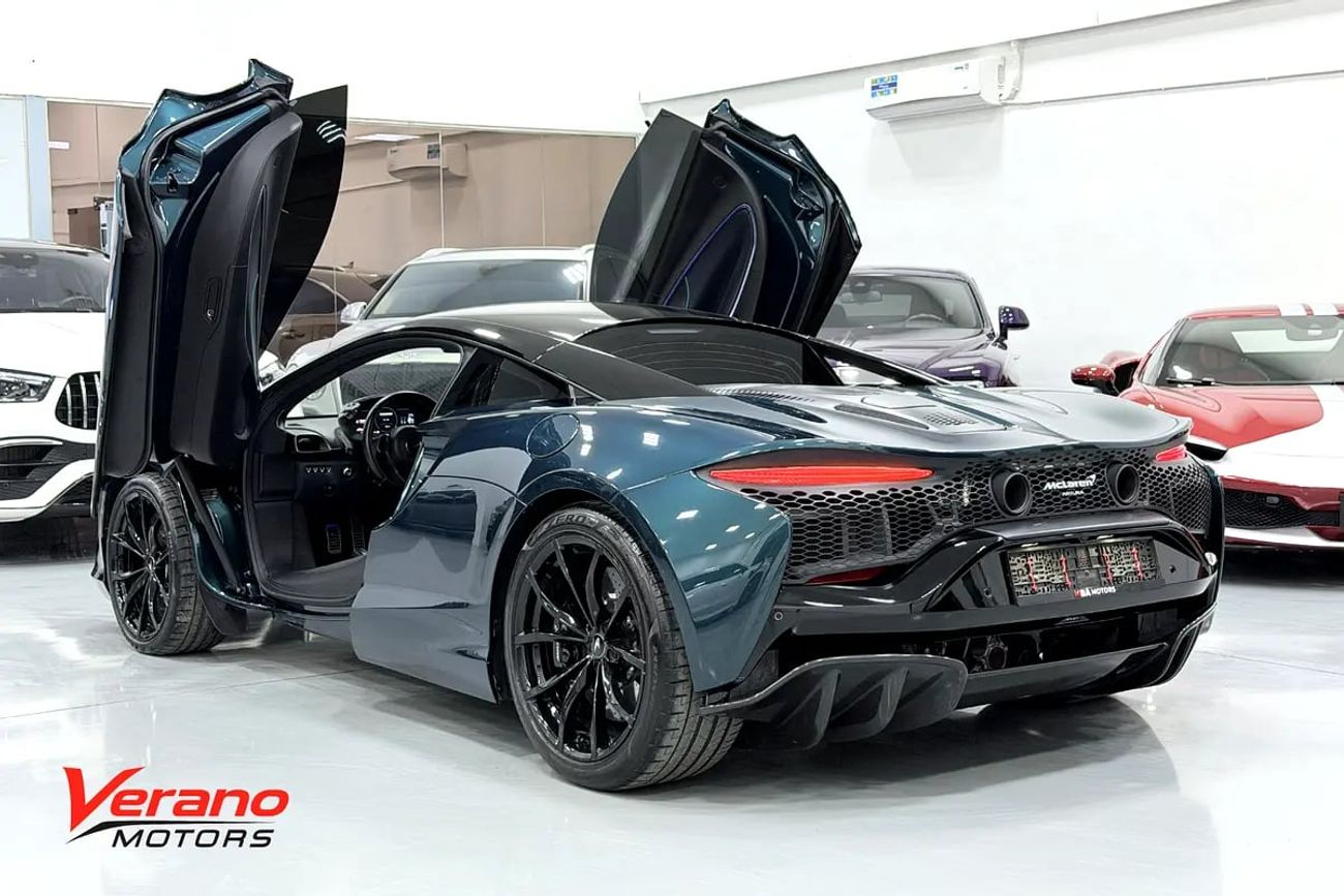 مكلارين أرتورا Performance | GCC Spec | Warranty And Service Contract | Carbon Package