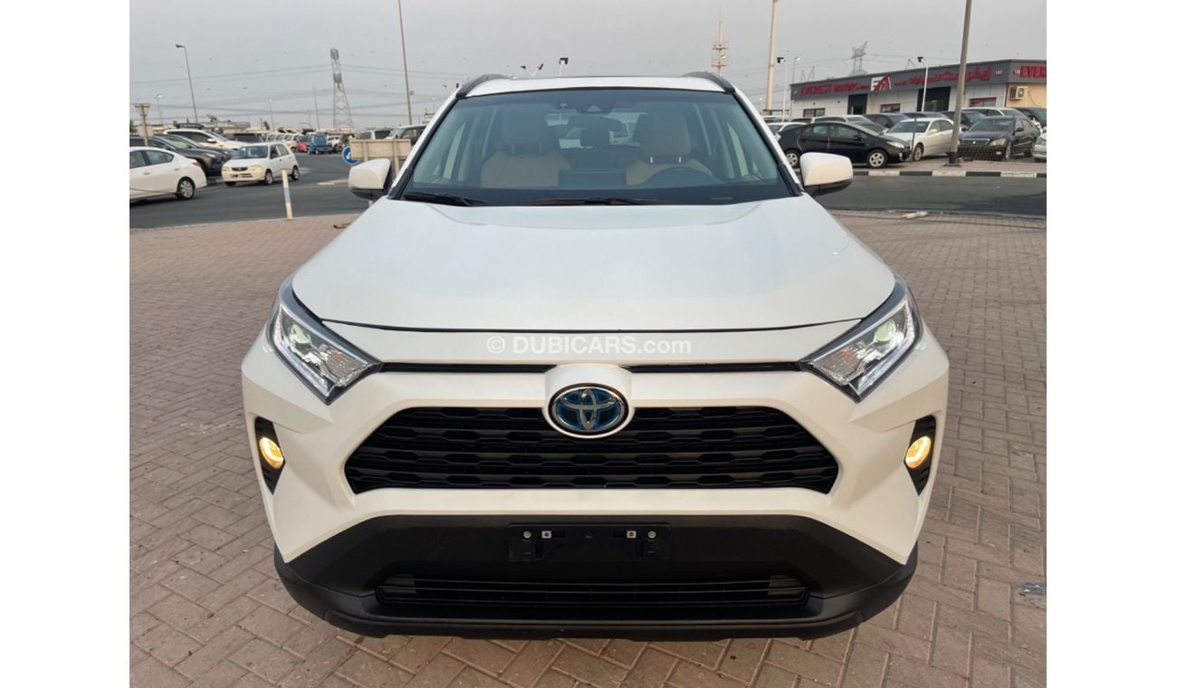 Toyota RAV4 XLE Hybrid AWD