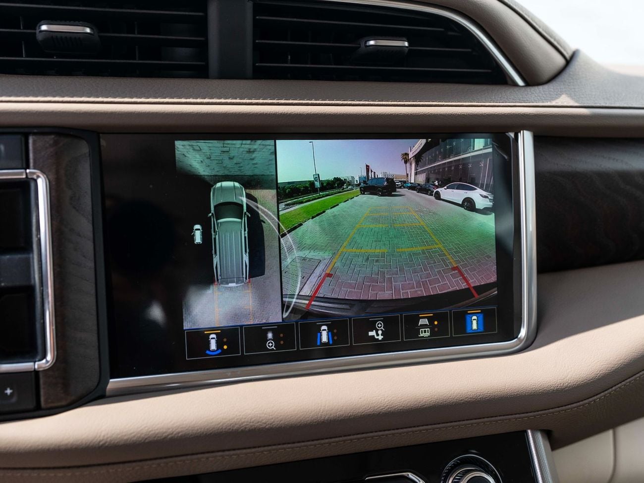 GMC Yukon 6.2 V8 Denali (AWD)