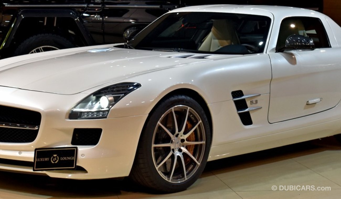 Mercedes-Benz SLS AMG