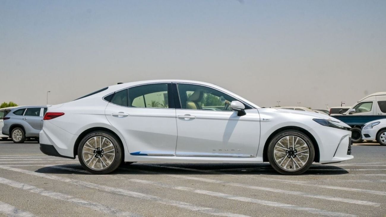 Toyota Camry Toyota Camry LE 2.5L Hybrid, Panorama - 2025 (Export)