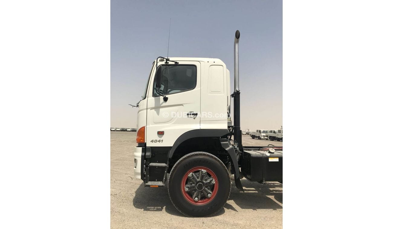 Hino 700 Series ZS - 4041 Chassis Single Cab 6x4 / 30 Tons