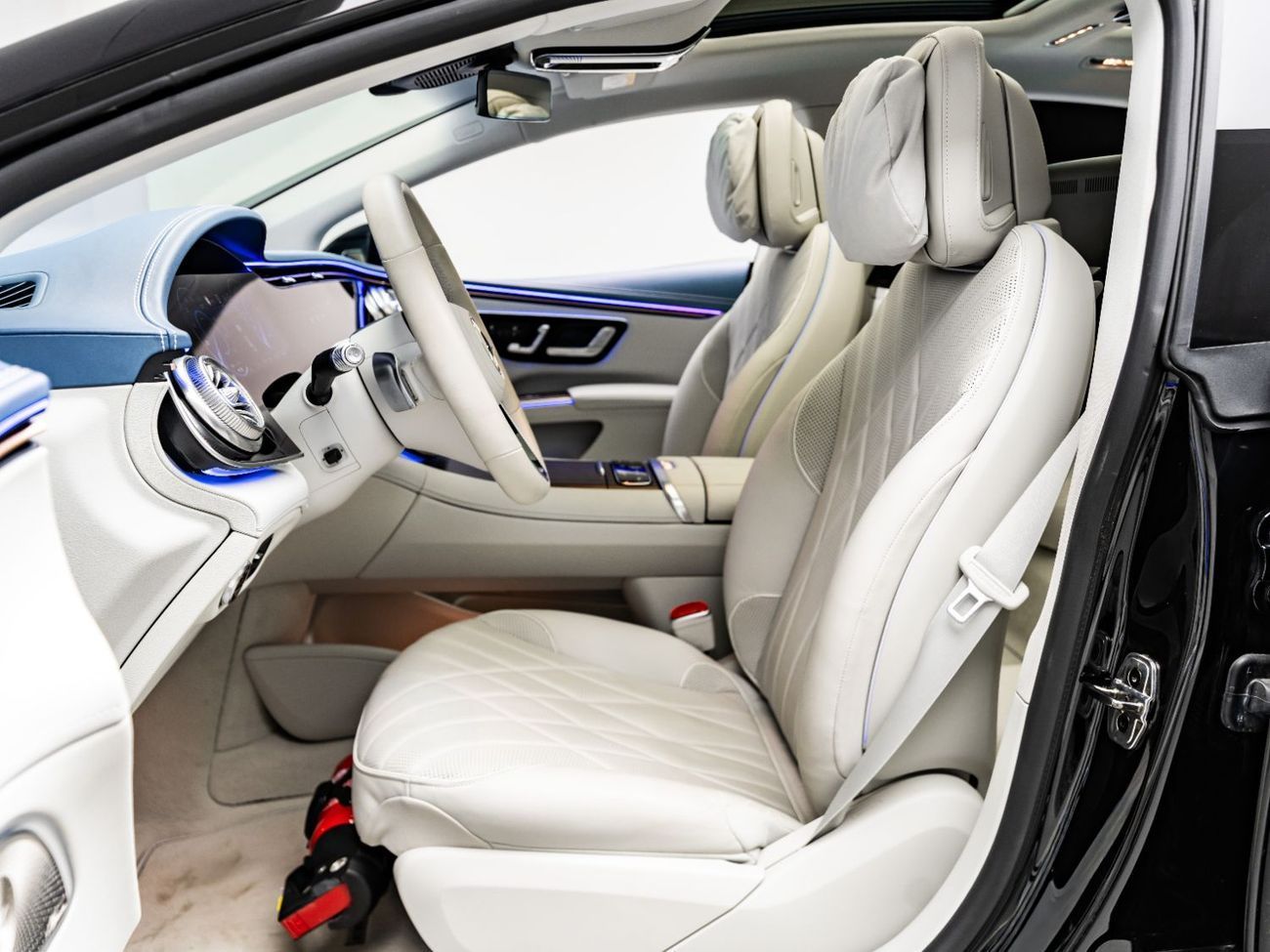 Mercedes-Benz EQS 580 Premium + 2024 Mercedes EQS580 Edition One 4-Matic, 2029 Mercedes Warranty + Service Contract, Low K