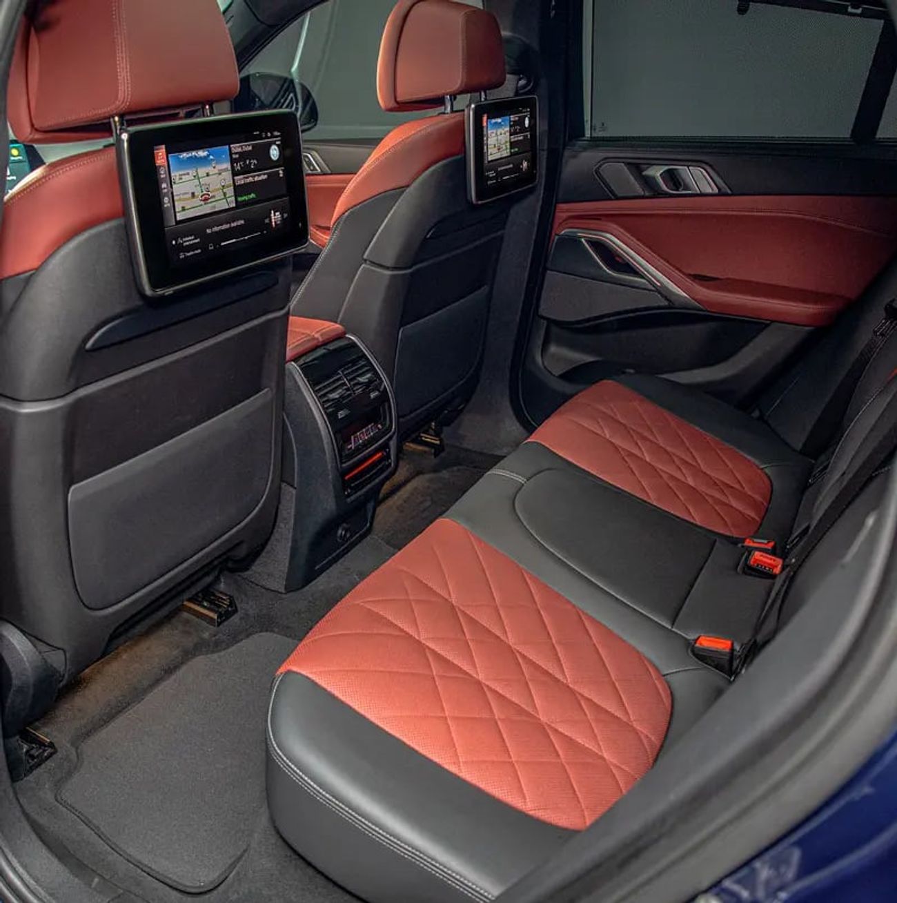 بي أم دبليو X6 xDrive40i Luxury M Sport Package 3.0L