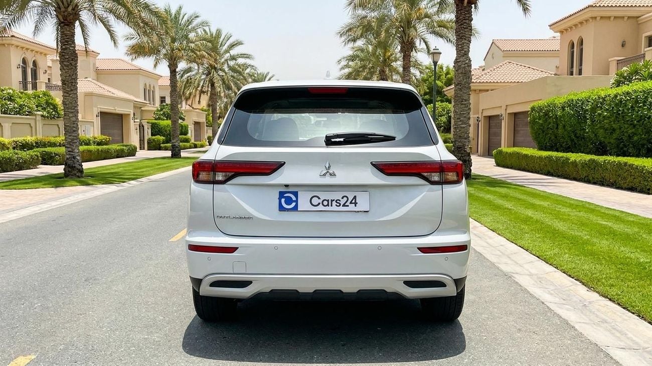 Mitsubishi Outlander GLX MIDLINE — фото 4