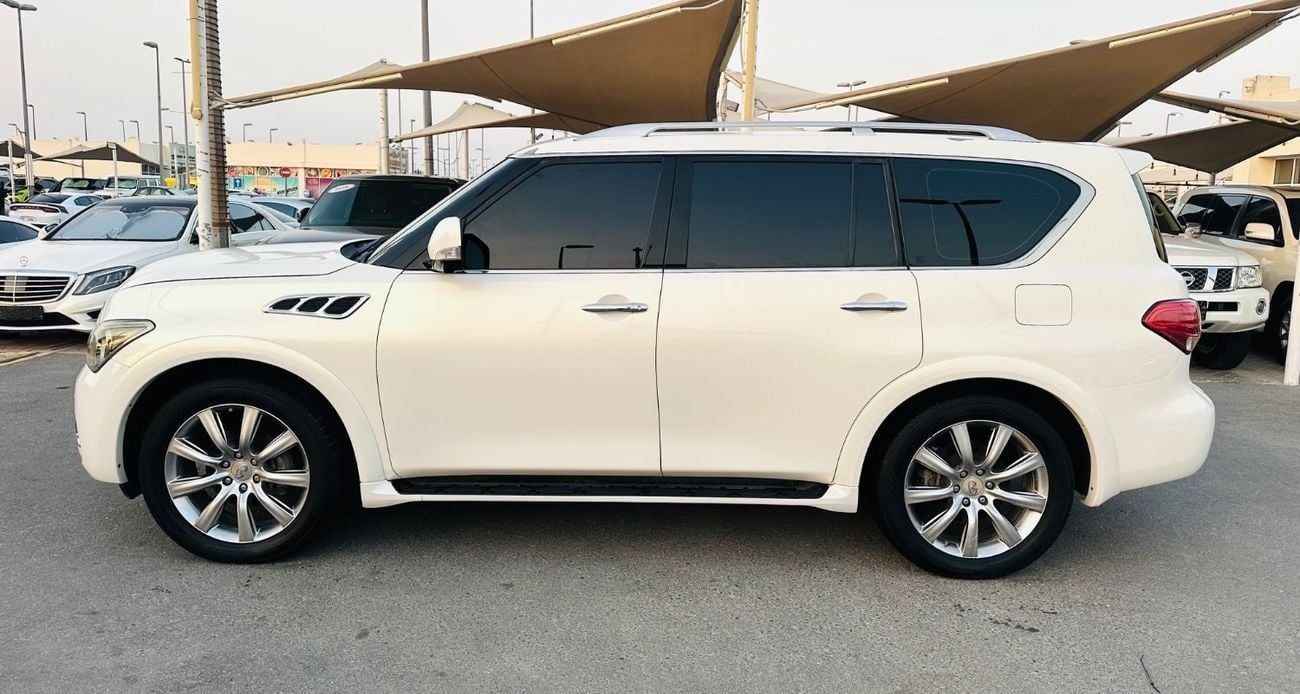 Infiniti QX56 