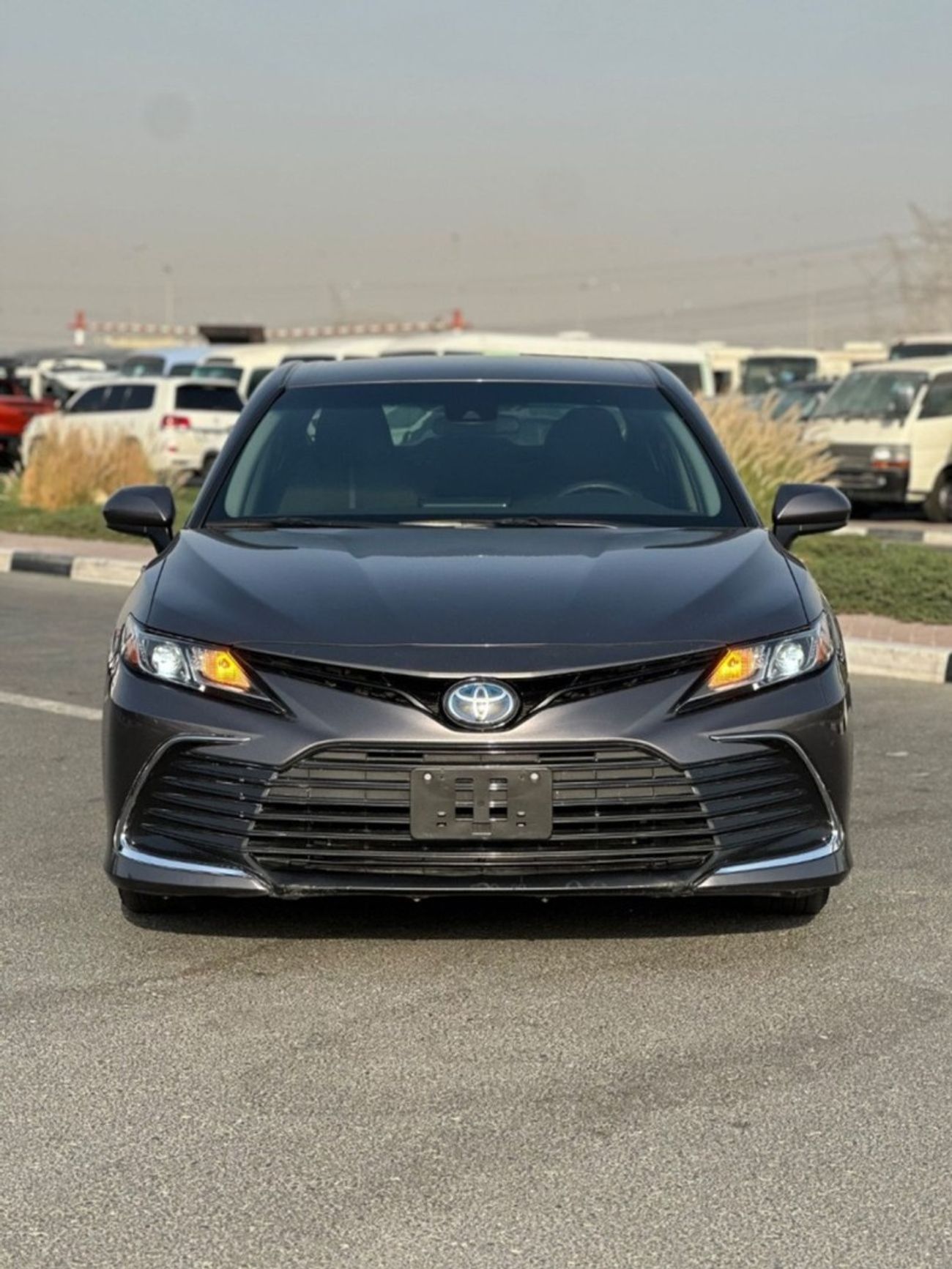 Toyota Camry Hybrid LE HEV 2.5L