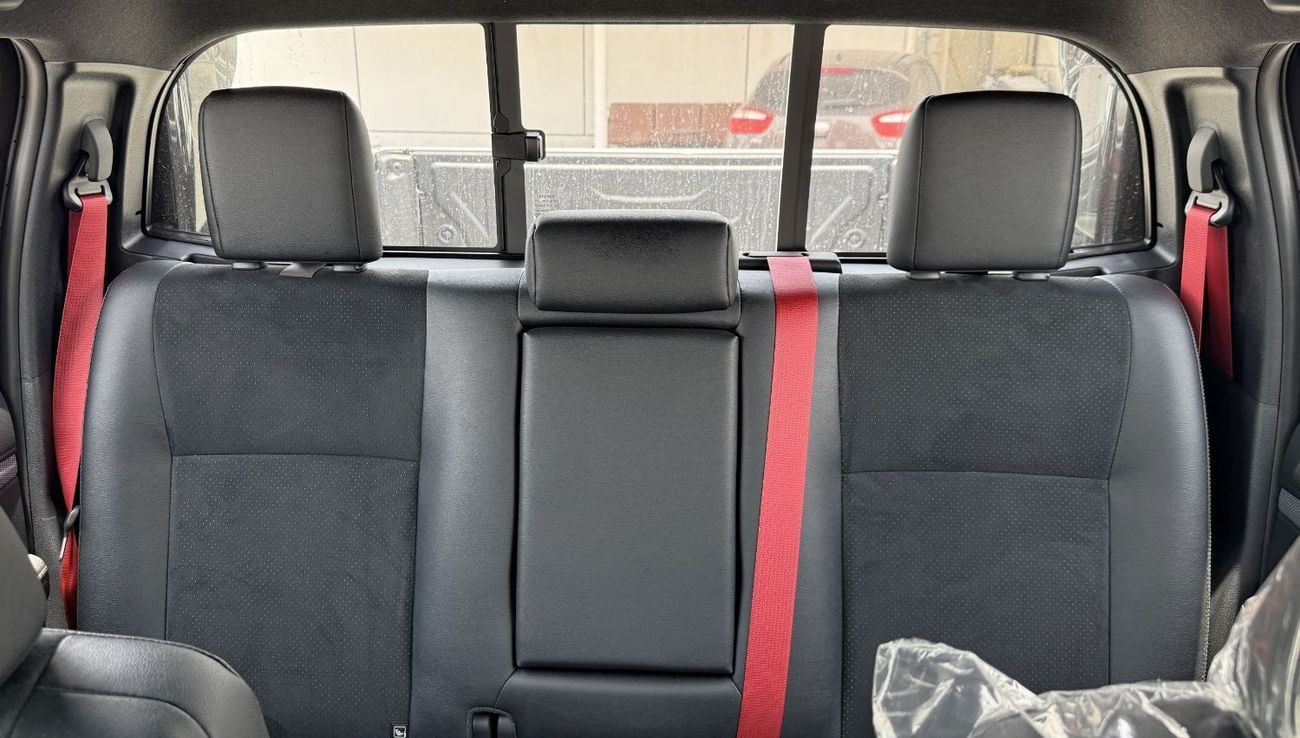 تويوتا هيلوكس Toyota Hilux GR 4.0L Petrol 2025YM