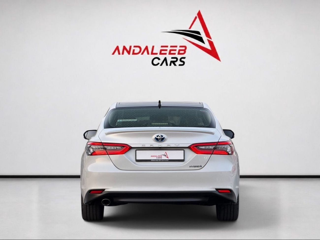 تويوتا كامري GLE HEV TOYOTA CAMRY HYBRID LIMITED | AGENCY WARRANTY | FULL AGENCY SERVICE HISTORY | 2024 | GCC SPECS