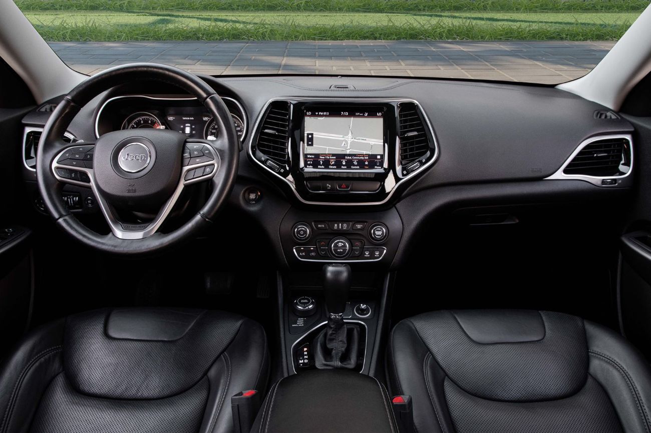 جيب شيروكي LIMITED 4X4 | 1,234 P.M  | 0% Downpayment | IMMACULATE!