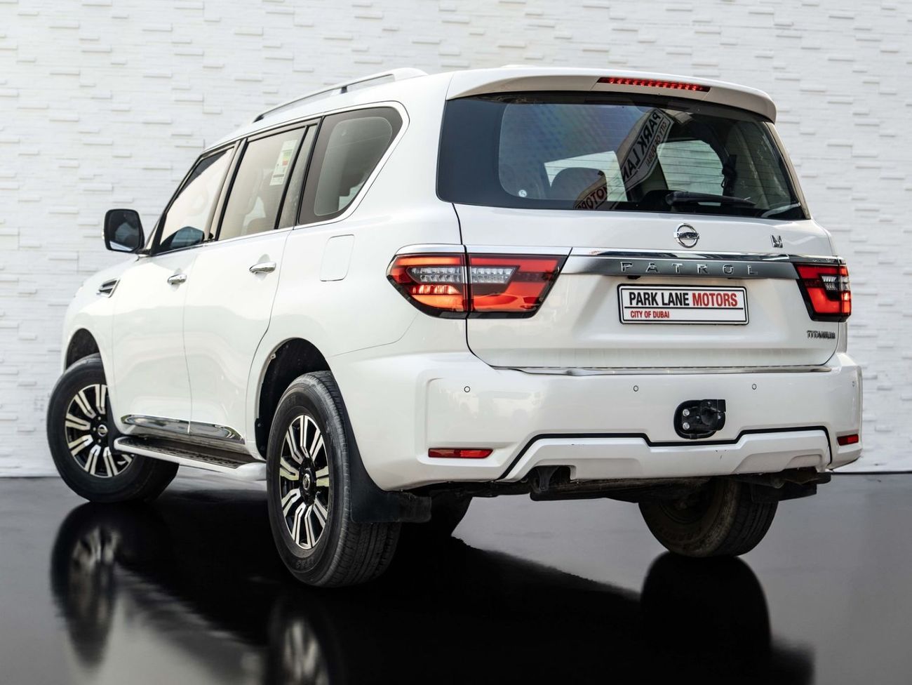Nissan Patrol SE TITANIUM — фото 2